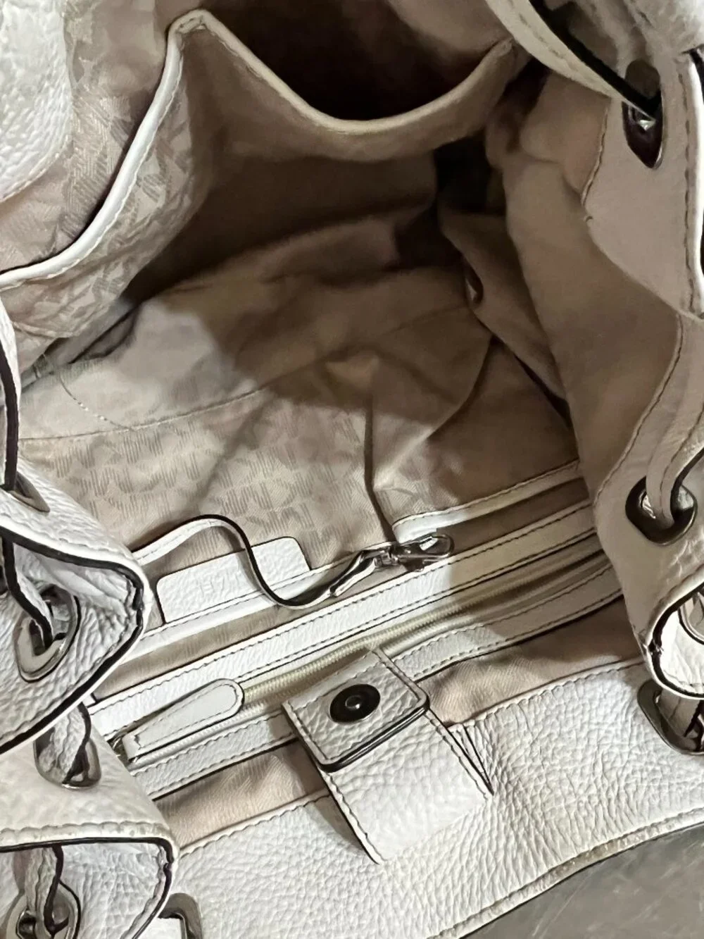 MICHAEL KORS Tan & White Marina Canvas Drawstring Bucket Bag